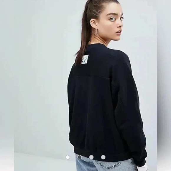 Nike Archive Black Scribble Logo Sweatshirt - Picture 2 of 8